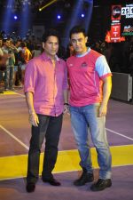 Aamir Khan, Sachin Tendulkar at Pro Kabbadi Match in NSCI on 26th July 2014